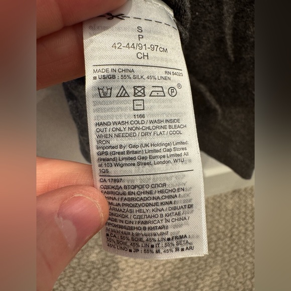 NWT - Banana Republic silk linen lightweight hoodie - Picture 5 of 10